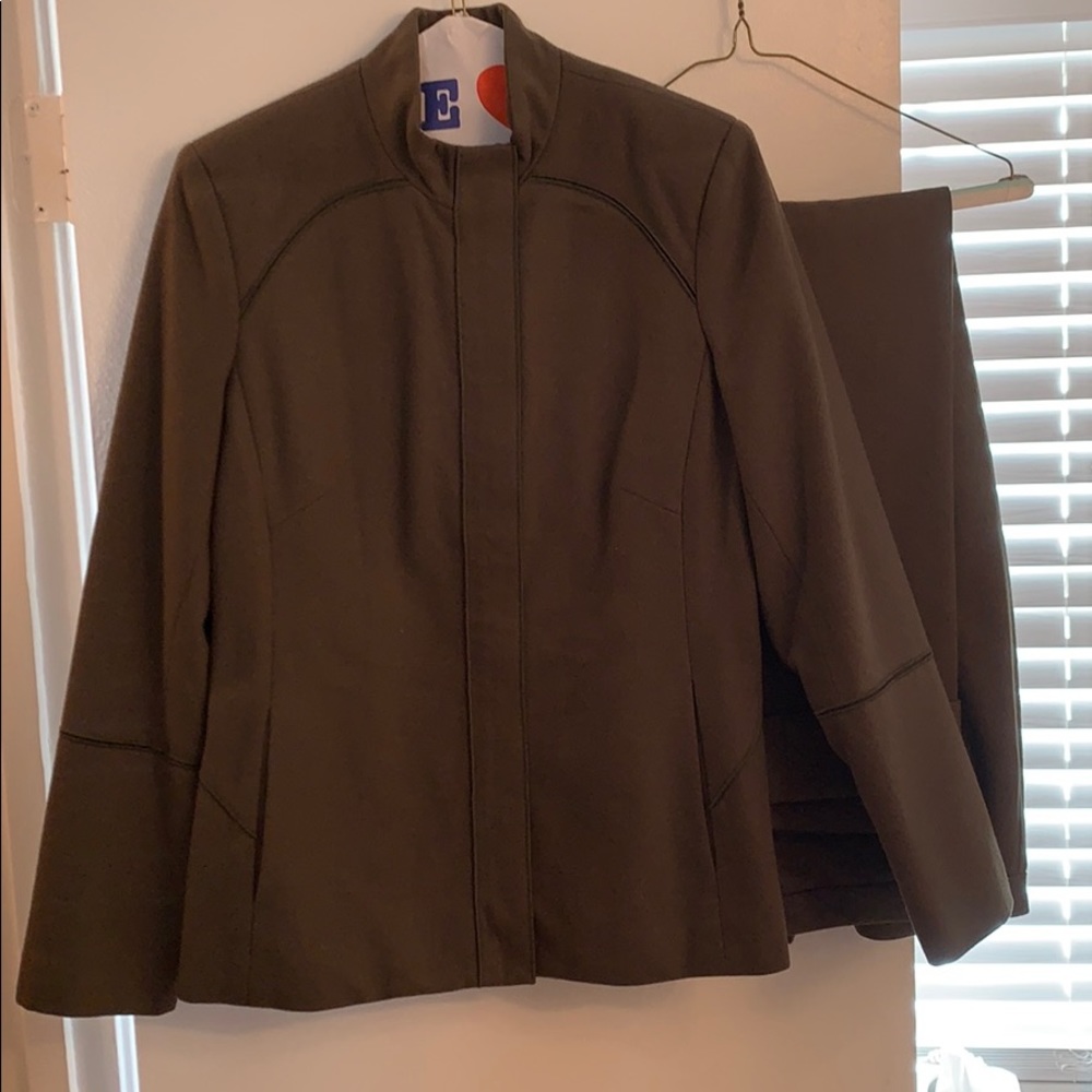 Military green wool pant suit